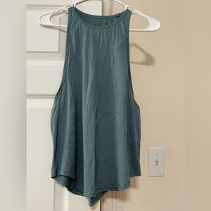 Lululemon high neck tank